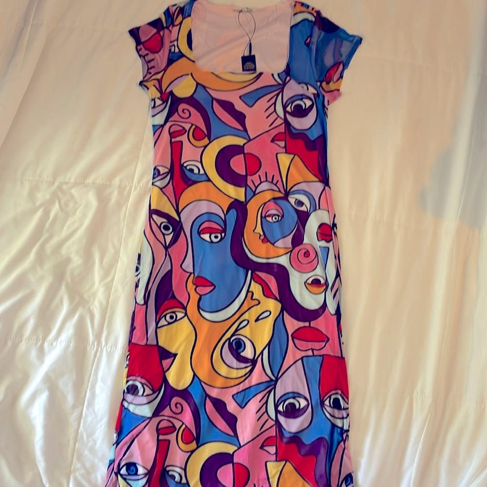 Abstract Art Face Print Dress – Multicolor, Short Sleeve